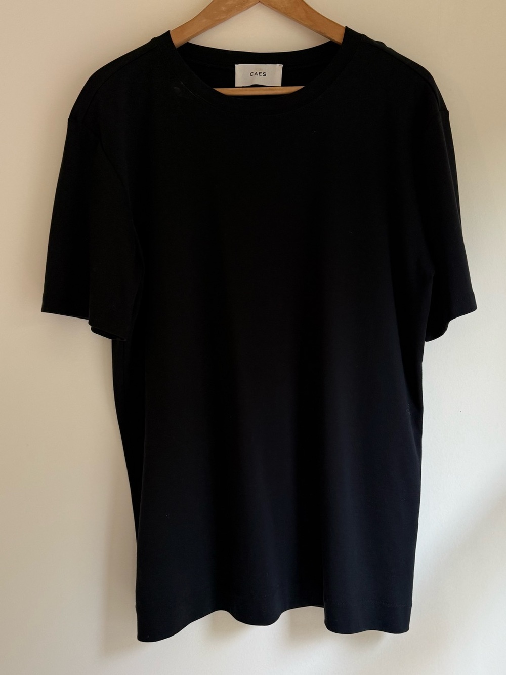 CAES 100% Organic Cotton Relaxed Fit Tee Medium NEW